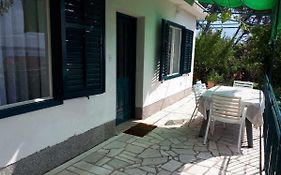 Apartmani Neda